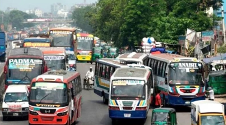 রাজধানীতে পুলিশবিহীন বাস চলছে, ব্যবসায়ীরা দোকানপাট খুলছে