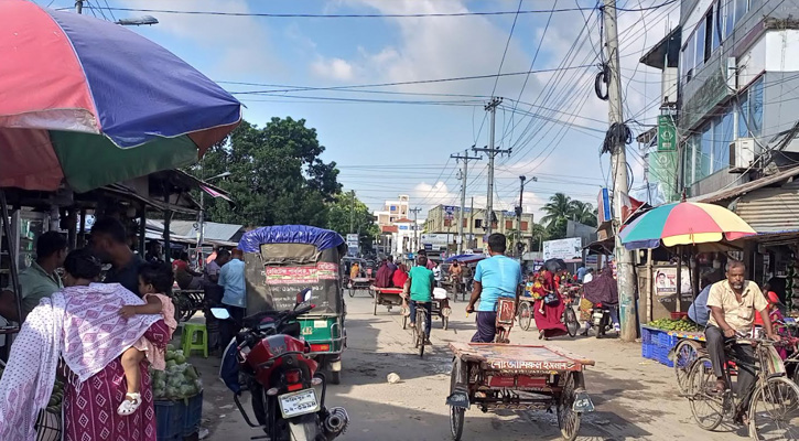 ফরিদপুরে জনজীবনে স্বস্তি, যান চলাচল স্বাভাবিক