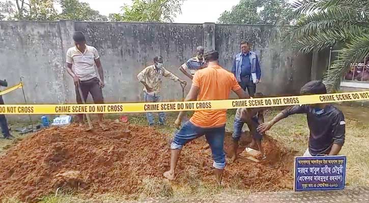 কবর থেকে বিএনপি নেতা হারিছ চৌধুরীর দেহাবশেষ তোলা হয়েছে