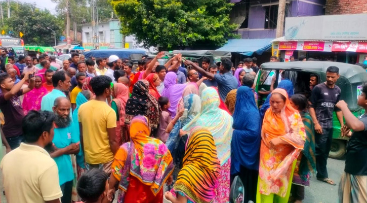 নওগাঁয় নেসকো অফিসের অসাবধানাতায় বিদ্যুৎপৃষ্ট হয়ে শিক্ষার্থীর মৃত্যু