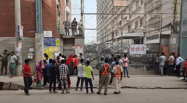 শ্রমিক ধর্মঘটের পর গাজীপুরে ৬ কারখানা অনির্দিষ্টকালের জন্য বন্ধ