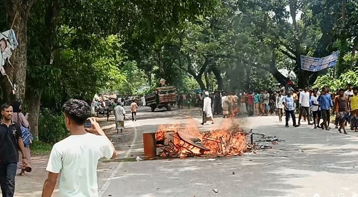 রায়গঞ্জে সাংবাদিকসহ নিহত ৪