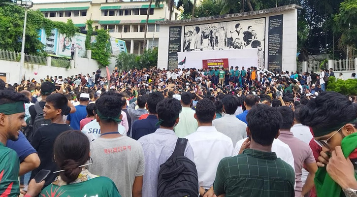 ছাত্রদের বিপ্লবকে পুঁজি করে চাঁদাবাজি মানা হবে না : হাসনাত আবদুল্লাহ