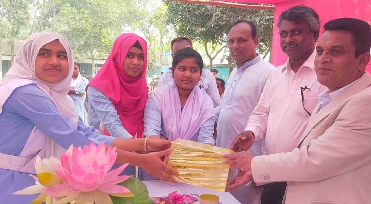 নান্দাইলে এসএসসি পরীক্ষার্থীদের বিদায় অনুষ্ঠিত