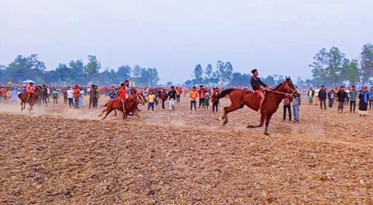 সরিষাবাড়ীতে ঐতিহ্যবাহী ঘোড়দৌড় অনুষ্ঠিত