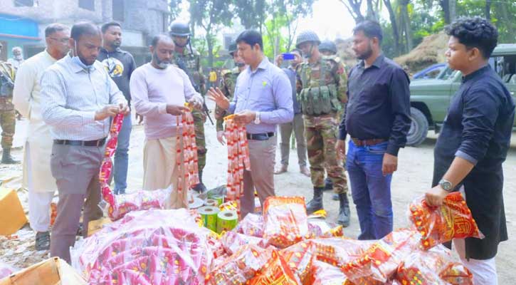 জীবননগরে ভেজাল শিশুখাদ্য বিক্রি: ব্যবসায়ীকে দেড় লক্ষ টাকা জরিমানা