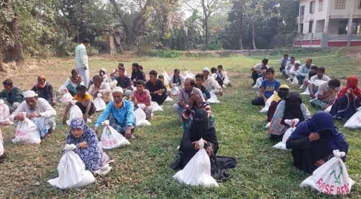 নীডি ফাউন্ডেশনের উদ্যােগে ফুড প্যাক ও চাউল বিতরণ