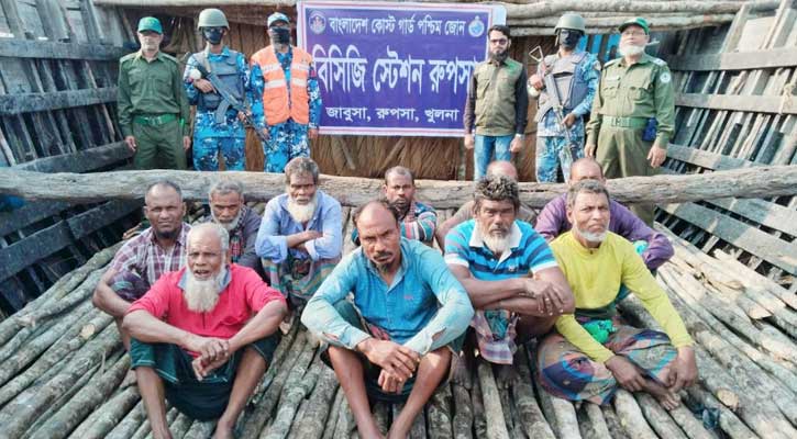 সুন্দরবন হতে চোরাইকৃত গেওয়া ও গড়ান কাঠসহ ১০ জন আটক