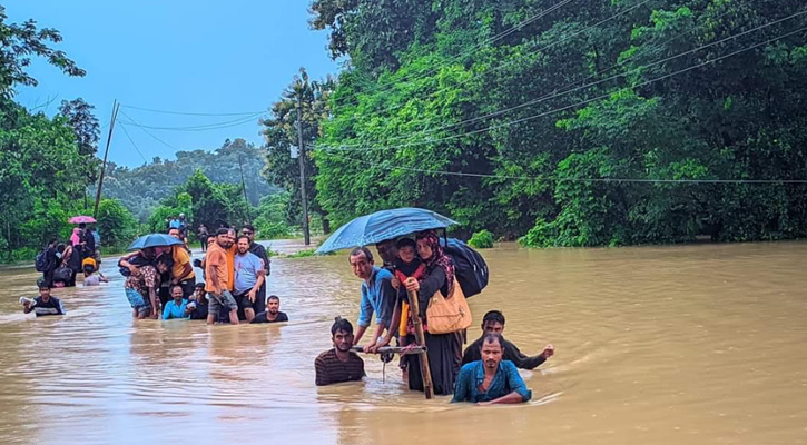 বন্যার্তদের পাশে থাকা ও জানমাল রক্ষায় আমাদের করণীয়