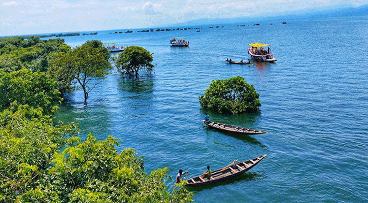 বর্ষায় ঘুরে আসুন সুনামগঞ্জ টাঙ্গুয়ার হাওর