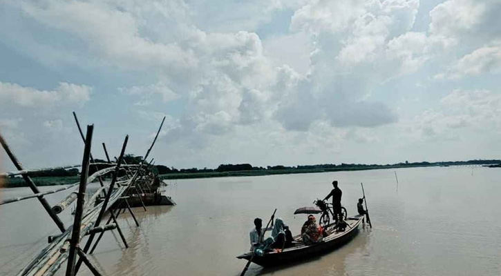 পদ্মার পানি বিপৎসীমার ওপরে