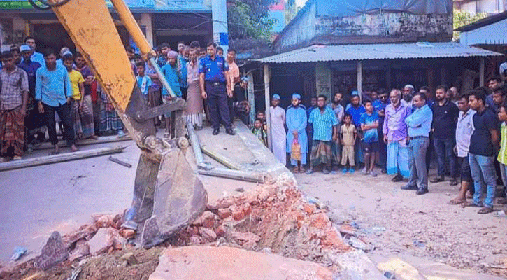 নান্দাইলে ২০ অবৈধ স্থাপনা উচ্ছেদ, ১.৫ একর জায়গা দখল মুক্ত