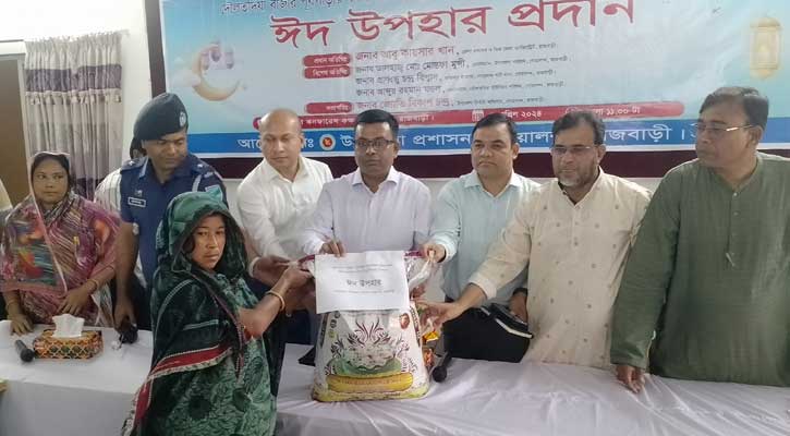 দৌলতদিয়া পূর্বপাড়া‍‍`র অসহায় সুবিধাবঞ্চিত ৫শ নারীর মাঝে ঈদ উপহার প্রদান