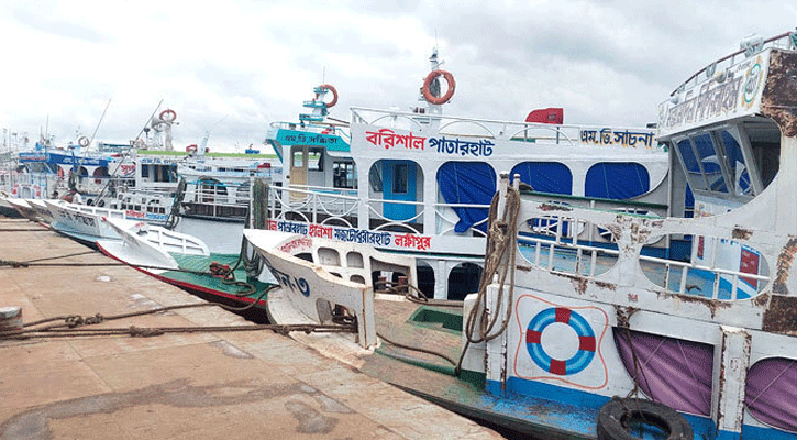 ঘূর্ণিঝড় ‘ডানা’র প্রভাবে বরিশালের অভ্যন্তরীণ রুটে লঞ্চ চলাচল বন্ধ ঘোষণা