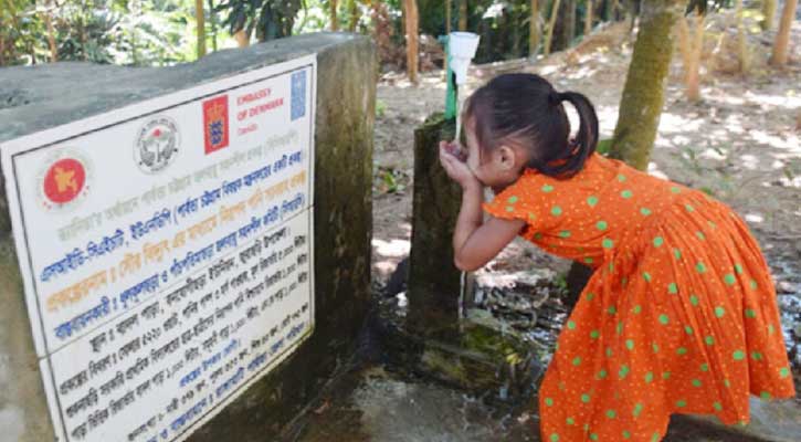 বাংলাদেশের পান করা ৪৯ শতাংশ পানিতে ক্যানসারের জীবাণু : গবেষণা