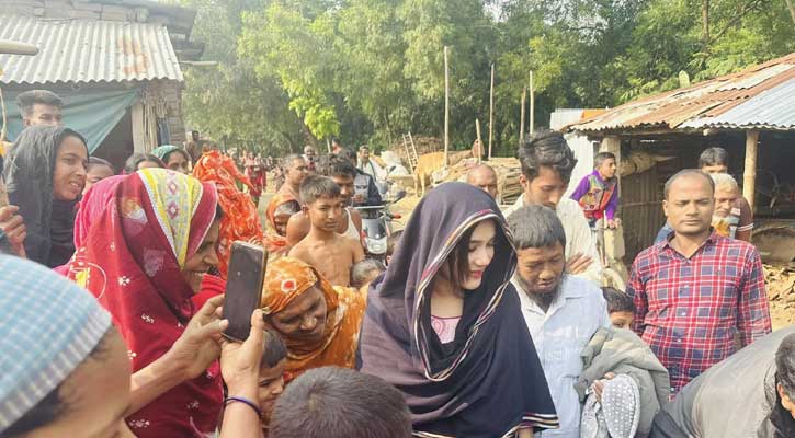 চিত্র নায়িকা মাহির বিরুদ্ধে আচরন বিধি লঙ্ঘনের অভিযোগ