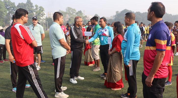 ১৬ দলের অংশগ্রহণে ছেলেদের বিকেএসপি কাপ ফুটবল টুর্নামেন্টের উদ্বোধন