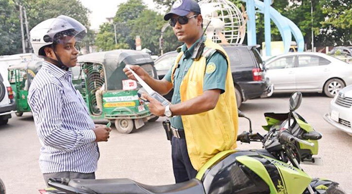 রাজধানীতে ট্রাফিক আইনে ৭৩৫ মামলা, জরিমানা সাড়ে ২৯ লাখ টাকা