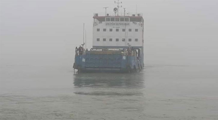 ৩ ঘণ্টা পর দৌলতদিয়া-পাটুরিয়ায় ফেরি চলাচল স্বাভাবিক