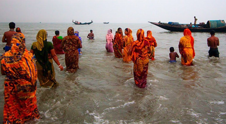 সুন্দরবনে দুবলার চরে ঐতিহাসিক রাস উৎসব শুরু