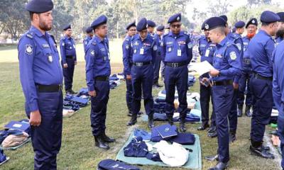 শেরপুর জেলার পুলিশ সদস্যদের মাসিক কিট প্যারেড অনুষ্ঠিত