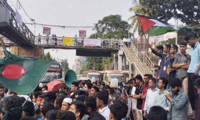 শিক্ষার্থীরা ২৪ ঘণ্টার আল্টিমেটাম দিয়ে সড়ক ছাড়লেন