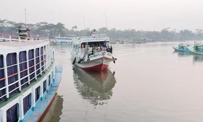 লক্ষ্মীপুর-ভোলা-বরিশাল রুটে নৌযান চলাচল বন্ধ