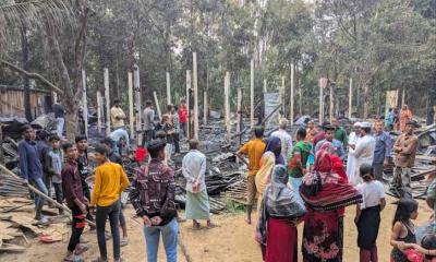 রাঙ্গুনিয়ায় অগ্নিকাণ্ডে ভস্মীভূত তিন পরিবার