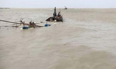 বঙ্গোপসাগরে ট্রলারডুবি, ৫ জেলের মরদেহ উদ্ধার