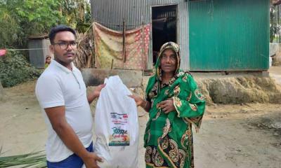 ভোলায় রোজাদারদের পাশে স্বেচ্ছাসেবী সংগঠন ‘নির্ভর ফাউন্ডেশন’