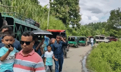 সাজেকে আটকে পড়া পর্যটকরা ফিরতে শুরু করেছেন