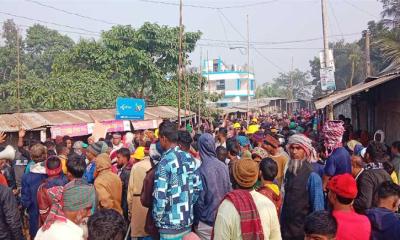 নগরকান্দায় মসজিদের মাইকে ঘোষণা দিয়ে সংঘর্ষ, পুলিশসহ আহত অর্ধশত