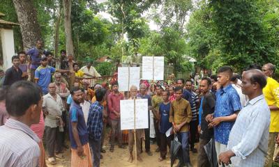 মজুরির না পাওয়ায় কমলগঞ্জে এনটিসির চা শ্রমিকদের কর্মবিরতি