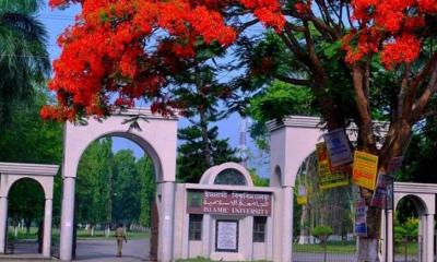 তিন মাস পর সশরীরে ক্লাসে ফিরছে ইবি শিক্ষার্থীরা