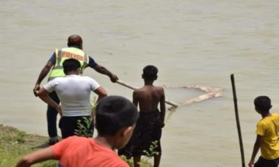 মহম্মদপুরে মধুমতি নদী থেকে অজ্ঞাত গলিত মরদেহ উদ্ধার