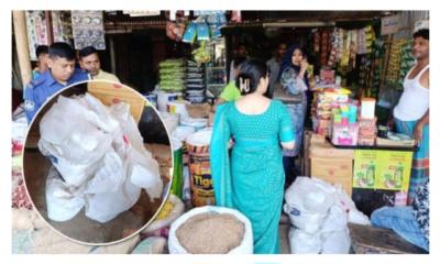 বোয়ালখালীতে পলিথিন মজুদ রাখায় দুই ব্যবসায়ীকে জরিমানা