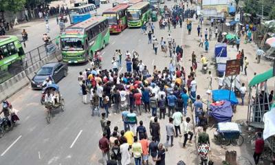 মাতুয়াইলে আরও এক বাসে আগুন