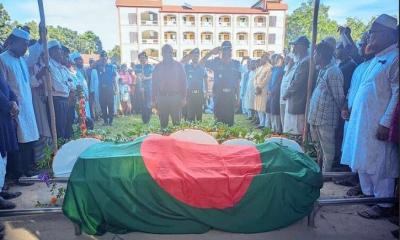 নরসিংদীর বেলাবতে বীর মুক্তিযোদ্ধা আলাউদ্দিন আফ্রাদকে রাষ্ট্রীয় মর্যাদায় দাফন