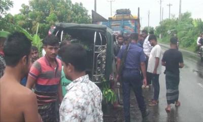 কুষ্টিয়ায় ট্রাক-মাহিন্দ্রা মুখোমুখি সংঘর্ষে নিহত ২, হাসপাতালে ৭