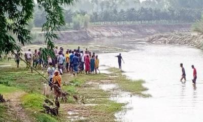 রাণীশংকৈল কুলিক নদীতে বস্ত্রহীন নারীর মরদেহ উদ্ধার