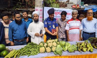 আমতলীতে বাজার সিন্ডিকেট ভাঙ্গার লক্ষ্যে ন্যায্য মূল্যে সবজি বাজার চালু