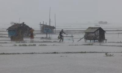 উপকূলের খুব কাছে ঘূর্ণিঝড় দানা, আঘাত হানবে রাতে