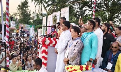 গলাচিপায় ৭ নভেম্বর জাতীয় বিপ্লব ও সংহতি দিবস উপলক্ষে বিশাল জনসভা