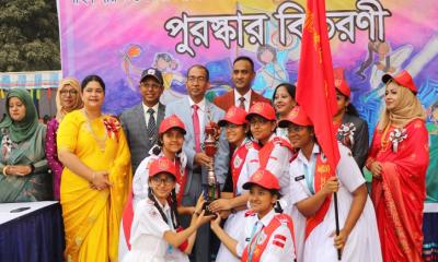 শহিদ বীর-উত্তম লে. আনোয়ার গার্লস কলেজে ক্রীড়া প্রতিযোগিতা ও ডিসপ্লে অনুষ্ঠিত