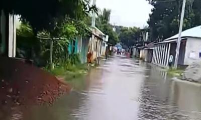 ধনবাড়ী পৌরসভায়  নেই সেরকম ড্রেনেজ ব্যবস্থা, বৃষ্টির পানিতে ডুবে শহর