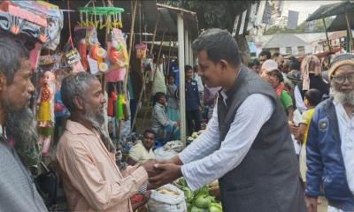 মানিকগঞ্জ- ২: গণসংযোগে দুর্গম চরাঞ্চলে ঈগল প্রতীকের প্রার্থী চঞ্চল