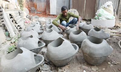 প্রতিকূল অবস্থায় সঙ্গী সিমেন্টের চুলা