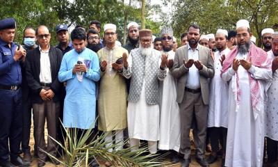 শহিদ সাইফুলের পরিবারের জন্য ধর্ম উপদেষ্টার তত্বাবধানে কোটি টাকার ফান্ড গড়ে তোলা হচ্ছে