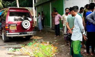 রঙ মিশিয়ে হচ্ছে লাক্সারি আইসক্রিম, প্রতিষ্ঠানকে ৩০ হাজার টাকা জরিমানা