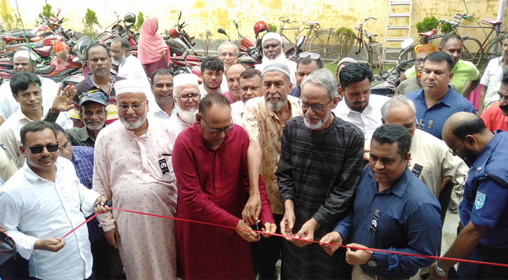 পীরগঞ্জে মোবারক আলী চক্ষু হাসপাতালে অপারেশন কার্যক্রম উদ্বোধন